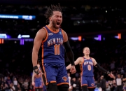 开云sport-爵士客场大胜，门罗伤愈复出仍神勇的简单介绍