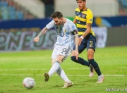 开云APP-梅赛德斯完胜索伯车队，皮亚斯特里状态火热