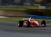 开云体育APP下载-F1极速狂飙与绿茵教科书，当巴林赛道轰鸣遇见久保建英的精准艺术