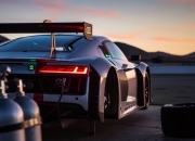 开云体育APP下载-破界狂想曲，当劳塔罗在F1赛场为AC米兰捧起跨界金杯