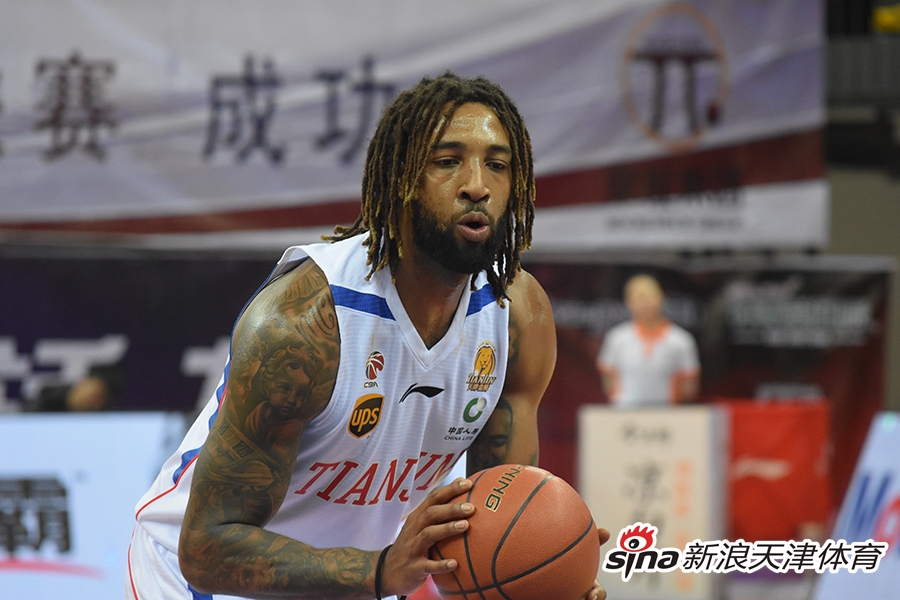 天津男篮战绩起伏不定，外界猜测原因