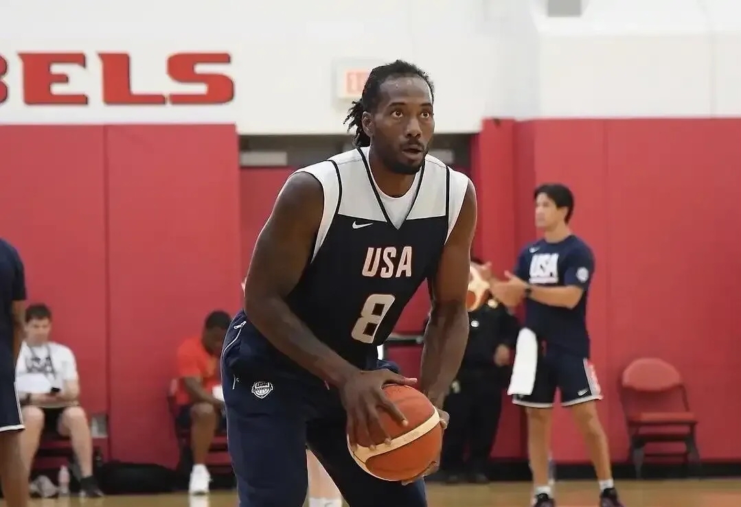 包含快船前锋普拉姆利：诚实拼搏表现优秀成果的词条