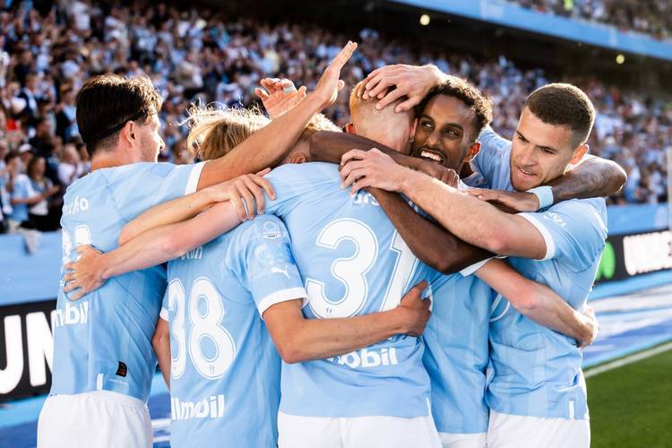 包含斯旺西城客场获胜，取得三分的词条