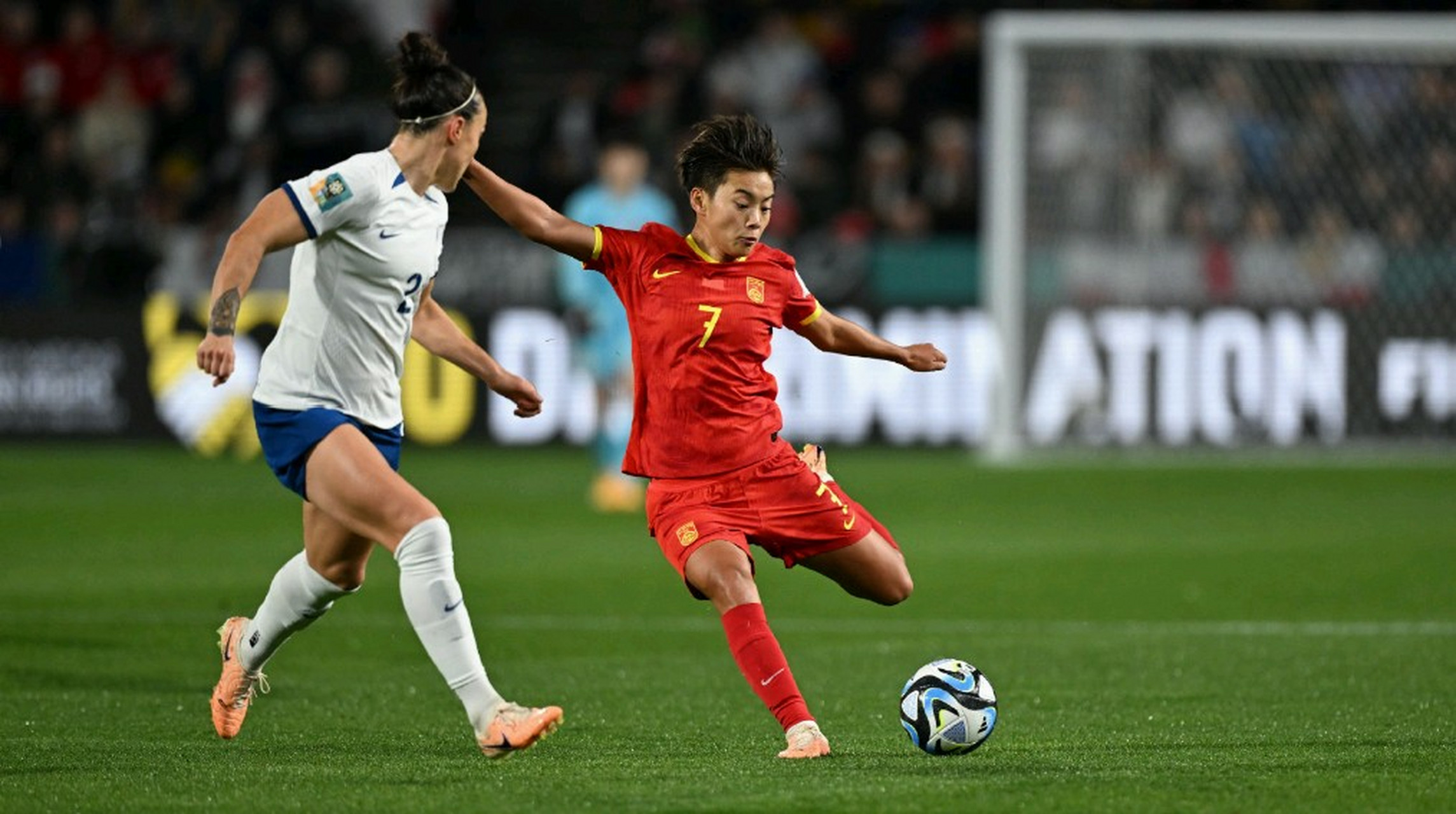 世界杯女足赛事中,中国代表队斩获佳绩 世界杯女足赛事中,中国代表队斩获佳绩