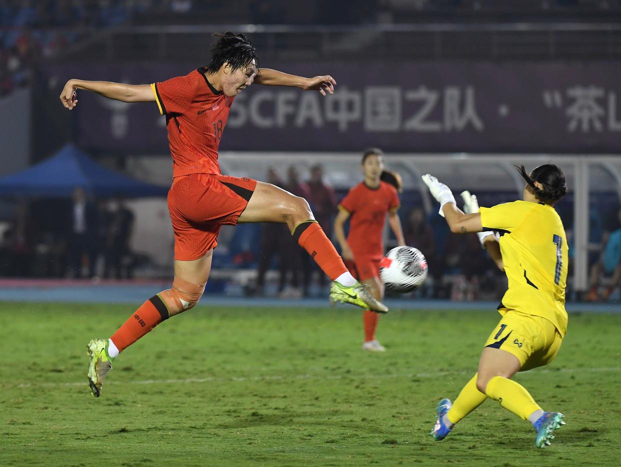 世界杯女足赛事中,中国代表队斩获佳绩 世界杯女足赛事中,中国代表队斩获佳绩