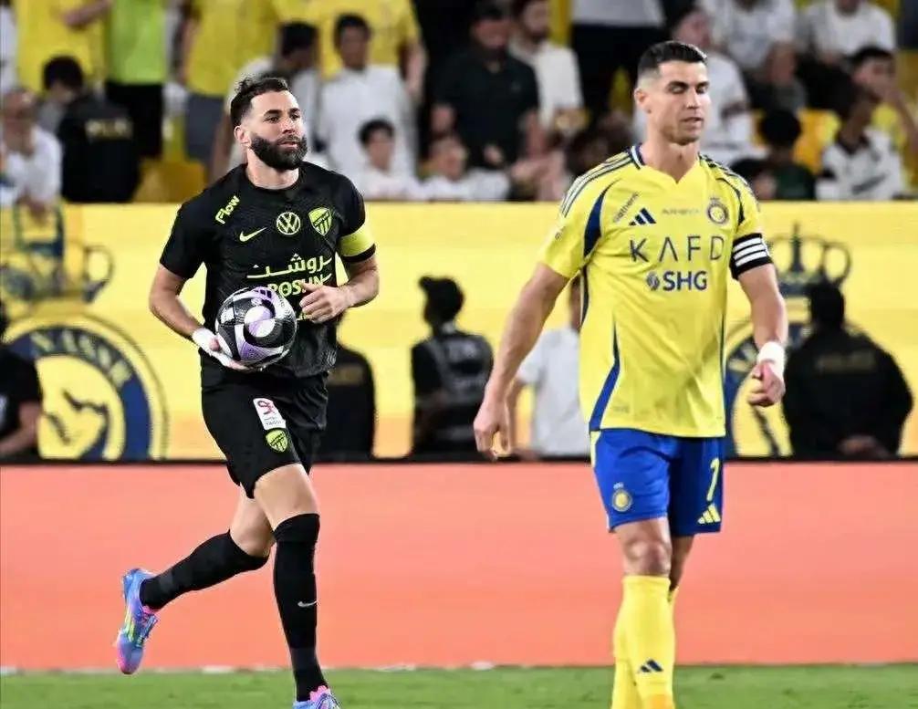 关于在欧国联赛中，爱尔兰以悬殊比分击败俄罗斯，晋级希望大增的信息