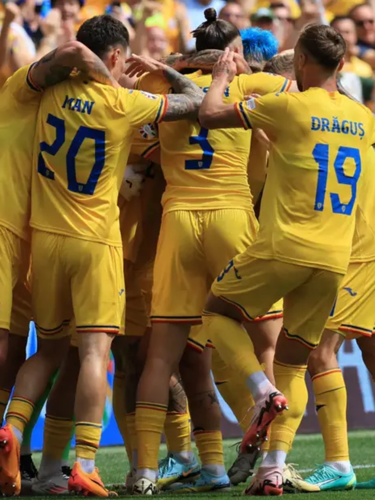 丹麦力克巴西，姆巴佩带队取胜