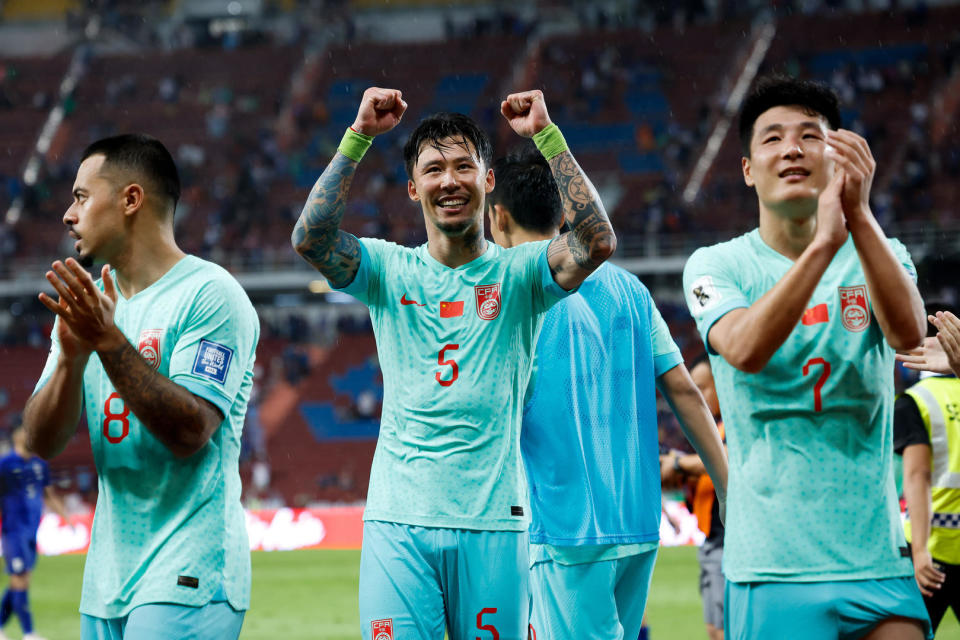 法国队逆转泰国队，辛杜高光表现