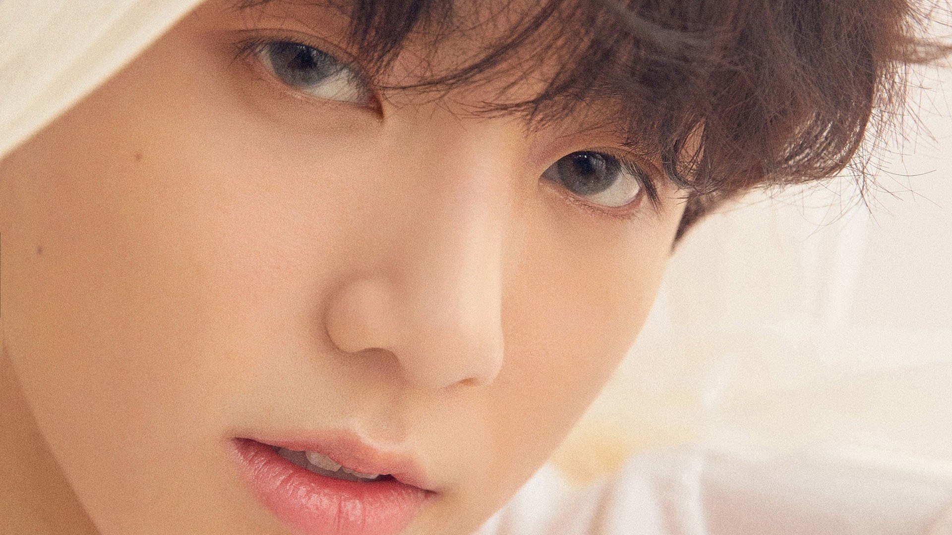 终结尼斯不败纪录，闪耀雷恩大球场，莱万一击定乾坤，诠释关键先生真谛