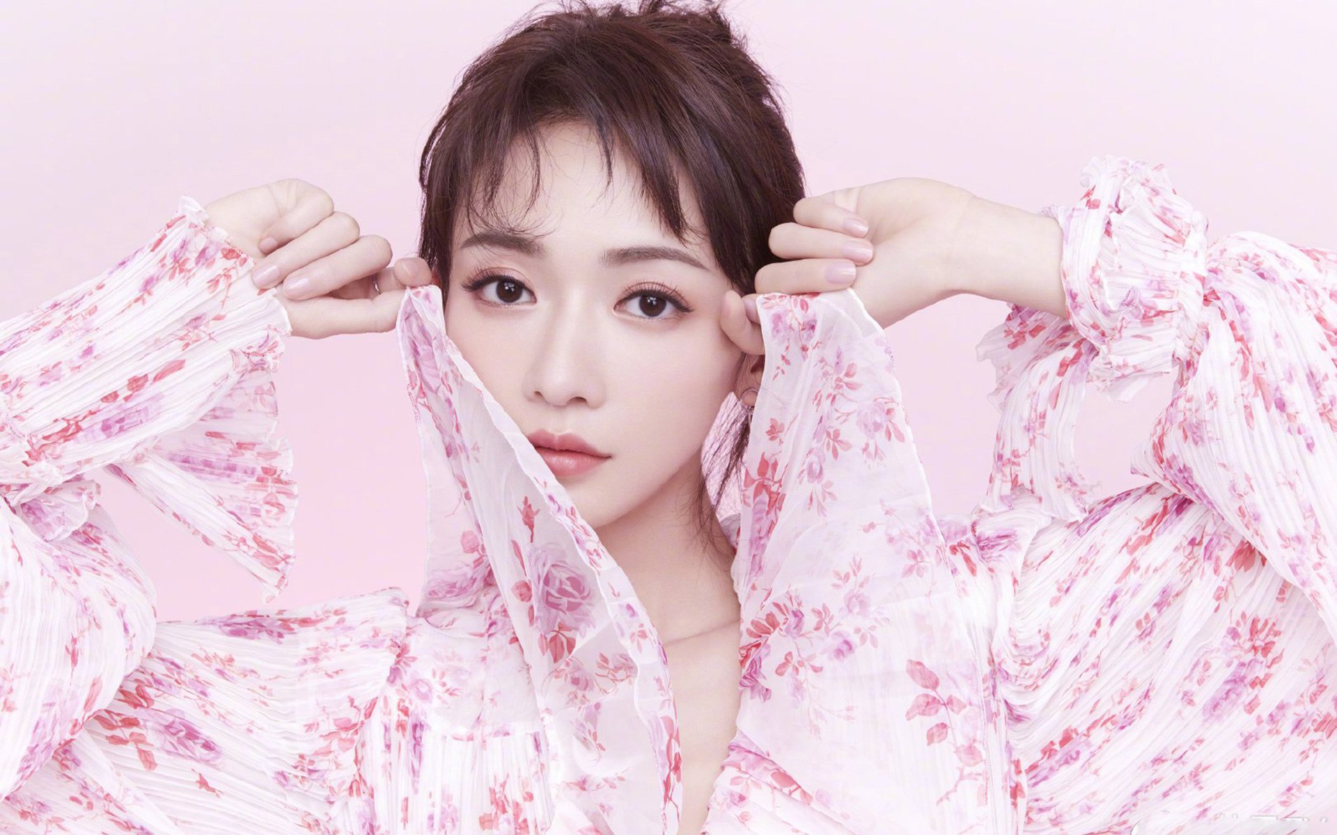 双冠狂想曲，当马丁内利的锋刃划破F1围场的夜空